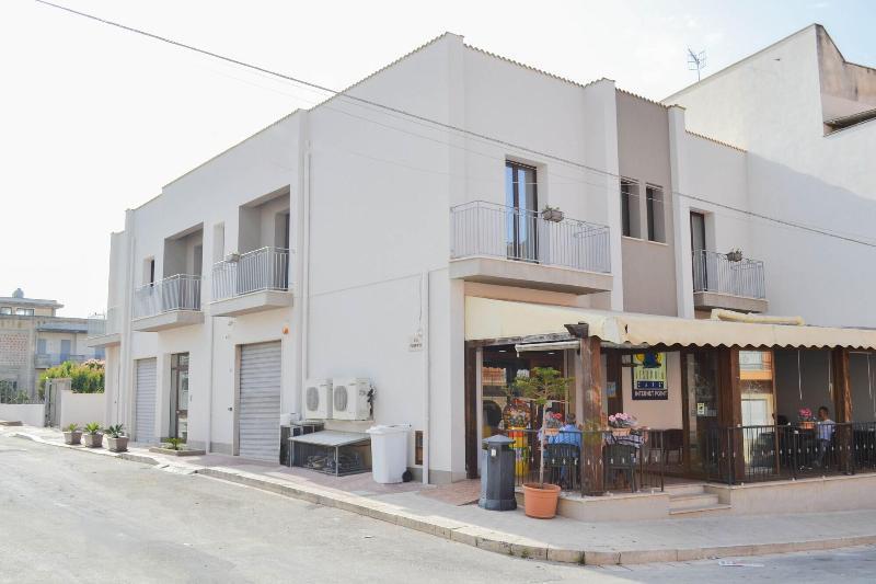 B&B Castiglione Кустоначи Экстерьер фото
